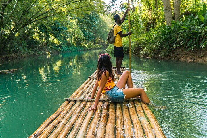 Bamboo Rafting & Limestone Foot Massage